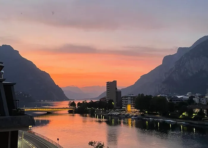 Lägenhet La Terrazza Sull'adda Malgrate